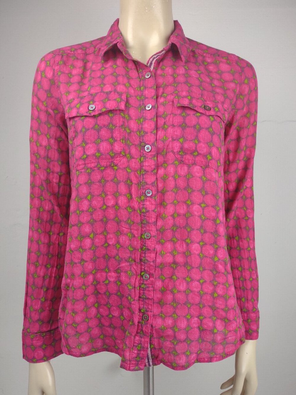 Sundance pink green geometric print 100% Cotton button front shirt womens Small